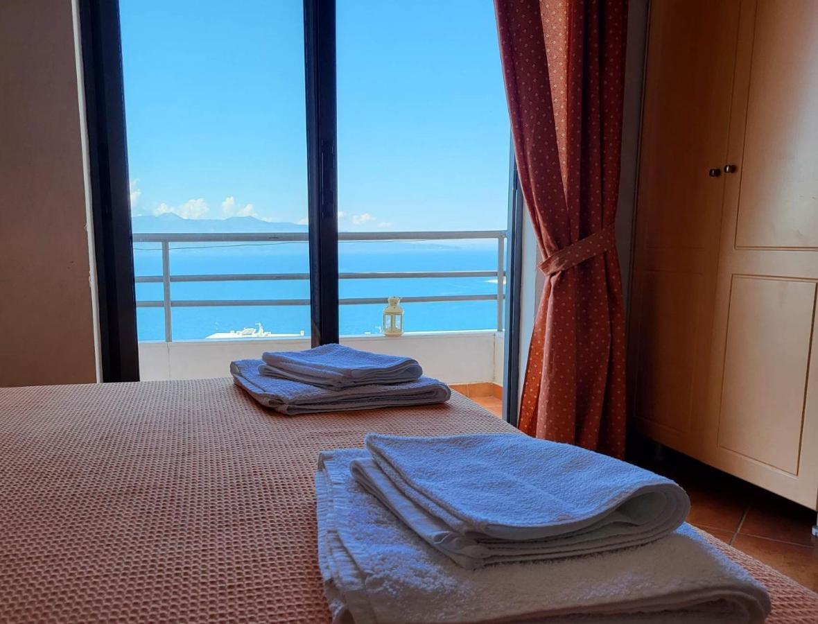 Vive Mare Hotel Sarandë Eksteriør billede